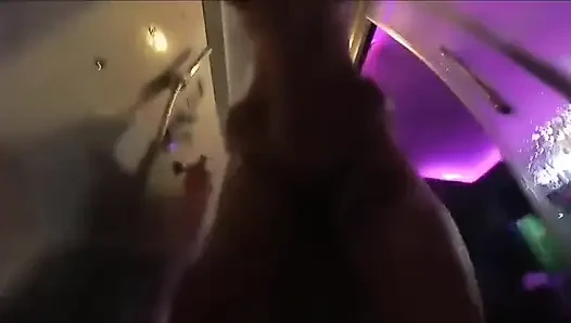 Spa'da Halka açık Duş Azdırma