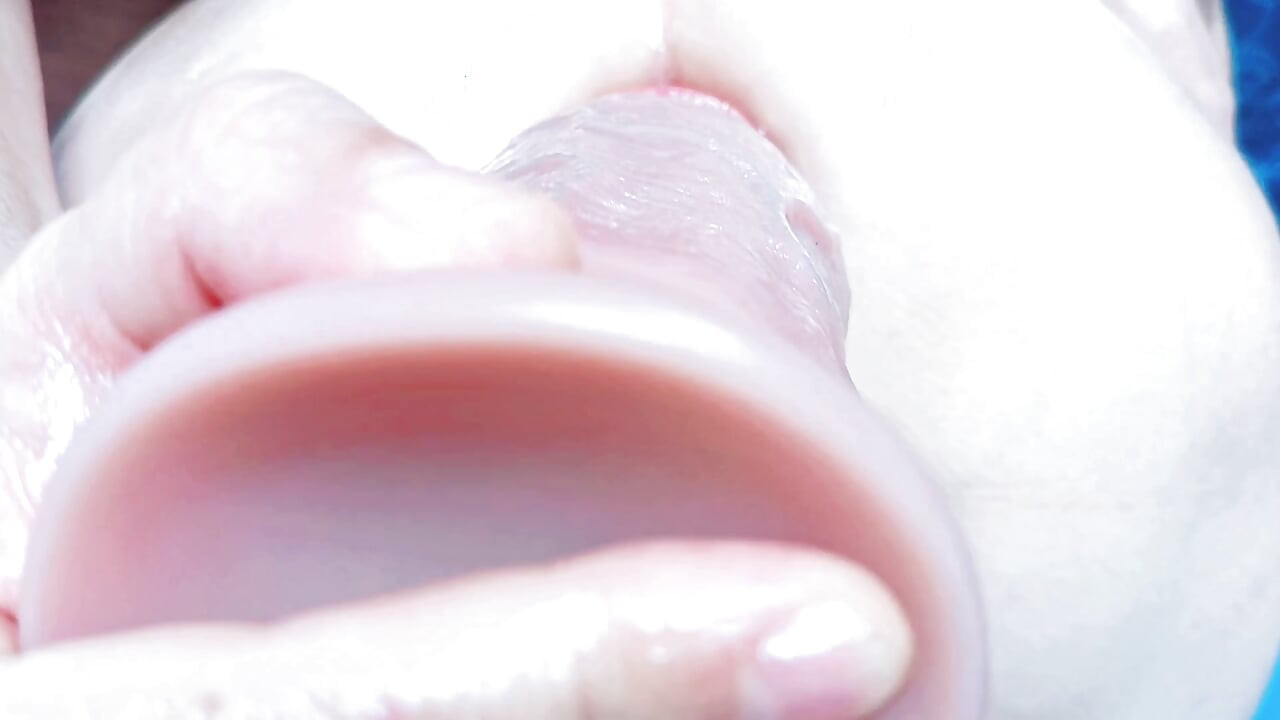 Monster Dick μέρος δεύτερο: Γροθιά και ακραία πρωκτική εισαγωγή