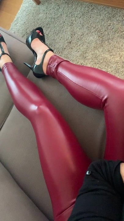 Cum on wifes leggings
