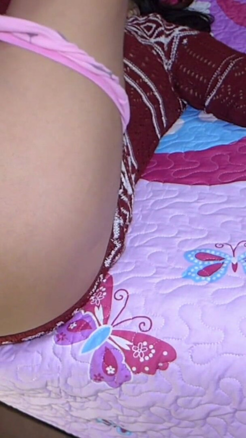 THEY PUT A HUGE DILDO IN MY SHAVED PUSSY AND ASS AND I HAVE ANAL ORGASM | Clip 1
