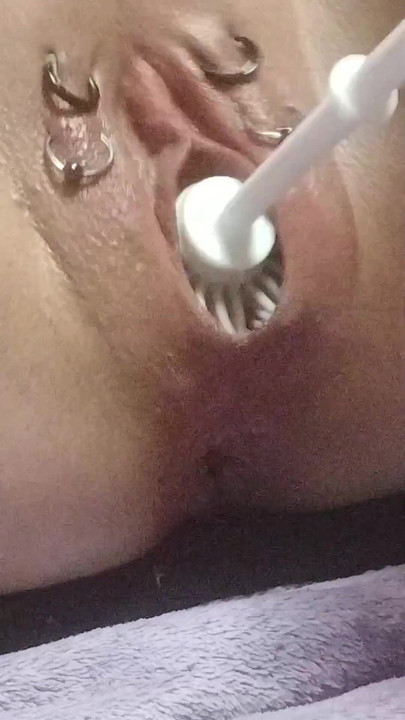 Must-share moment from "SklavinS plays with her pierced Pussy"