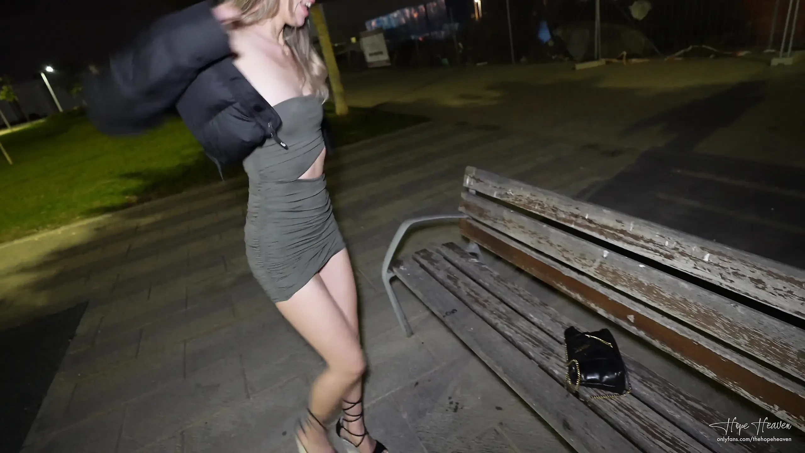 Hooked up with a tinder STRANGER, fucked him in public and let him give me a CREAMPIE – Hope Heaven