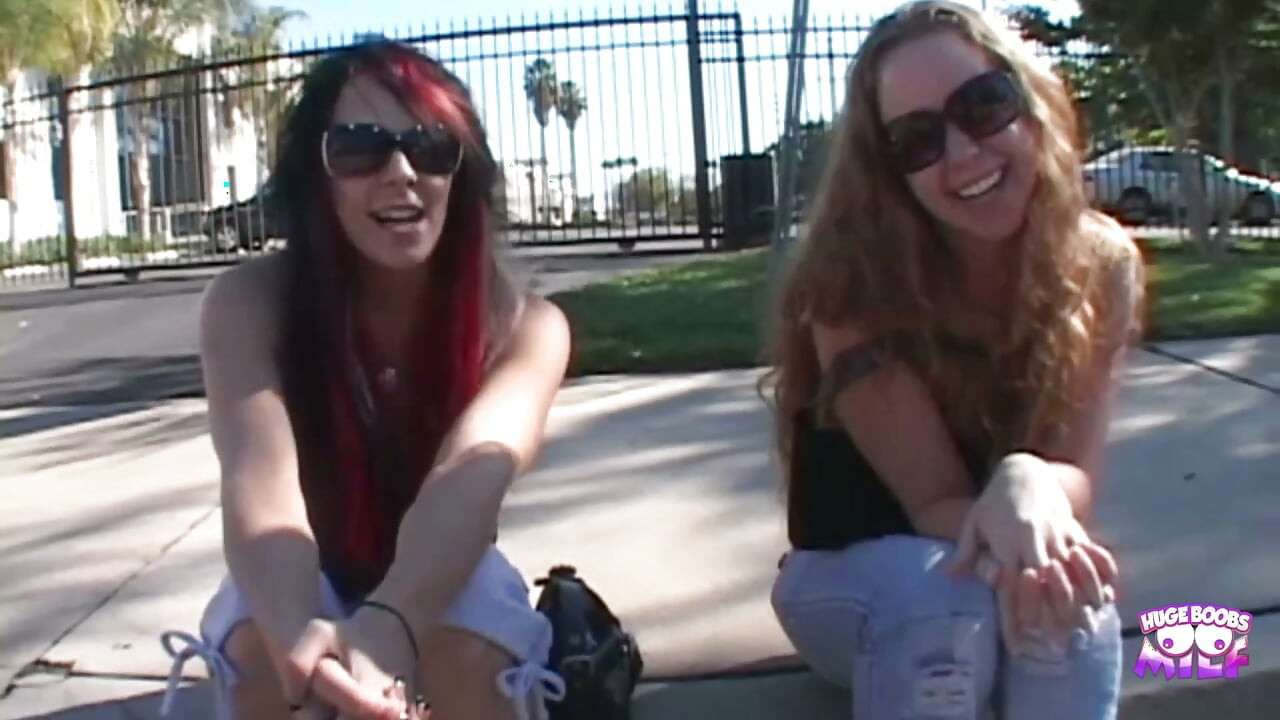 Isis Ray and Leighlani Red Gladly Accept to Film the Interracial Blowbang and Happily Strip