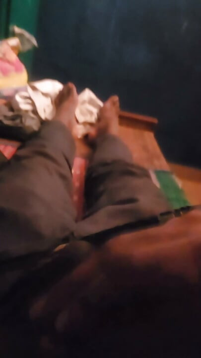 Solo masturbation pagkatapos ng opisina
