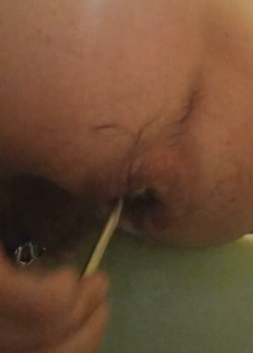 After fisting, I decided to shave the hair around my anus in the bathroom and ended up having an anal orgasm.