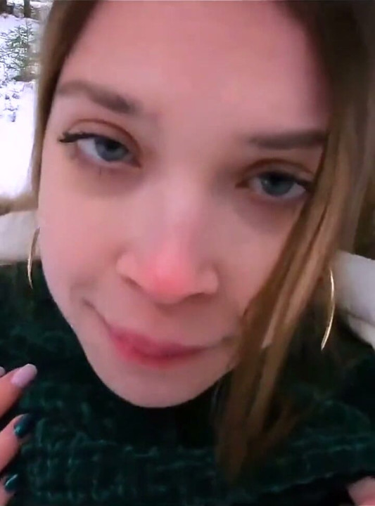 So Cold but so Hot! - POV - Michaelfrost and Mihanika69