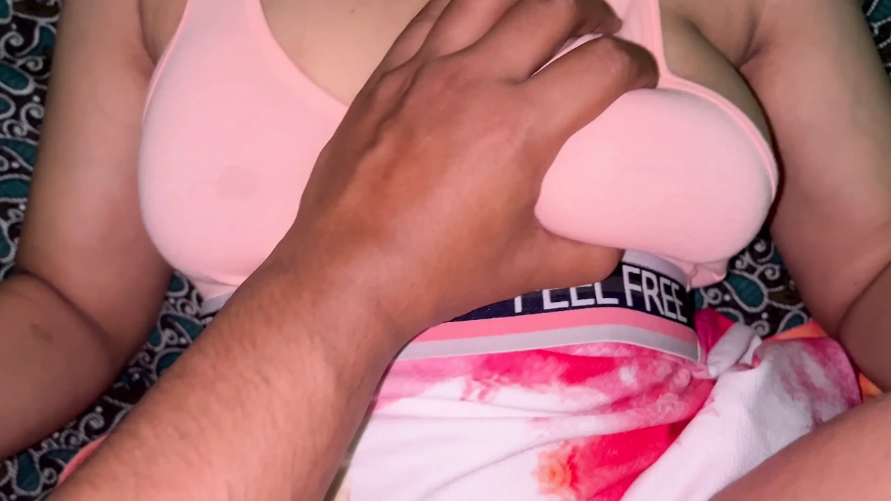 Desi Indian Beautiful Girl Tight Pussy And Big Dick Guy Cute Desi Girl First Time Xxx Video
