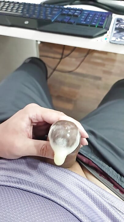Kondom pun sperme