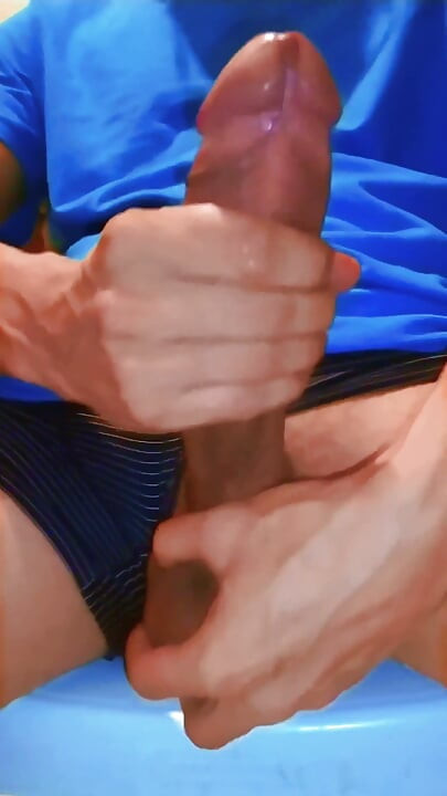A Massive Load Reacting to Fantastic Fucks by Other Content Creators What’s Your Way? Let It Run Down or Swallow It?