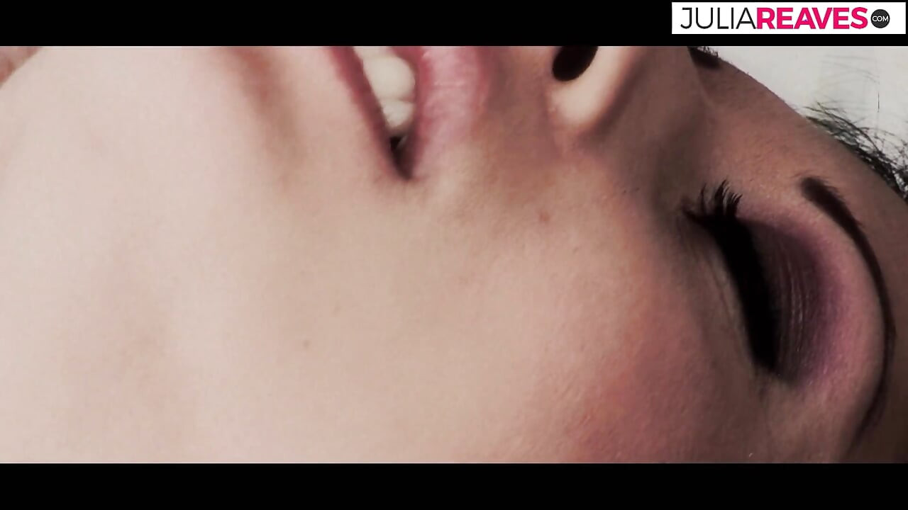 Pelacur ngentot kontol besar setelah nyepong kontol dalam-dalam