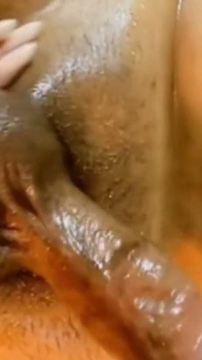Hand job.pakistani girl is oiling her boyfriend,s cock. | Clip 3