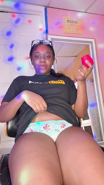 Chubby Slim Thick Ebony EXTREME ORGASM!!