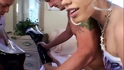 Kurzhaarige muschi für doppelpenetration