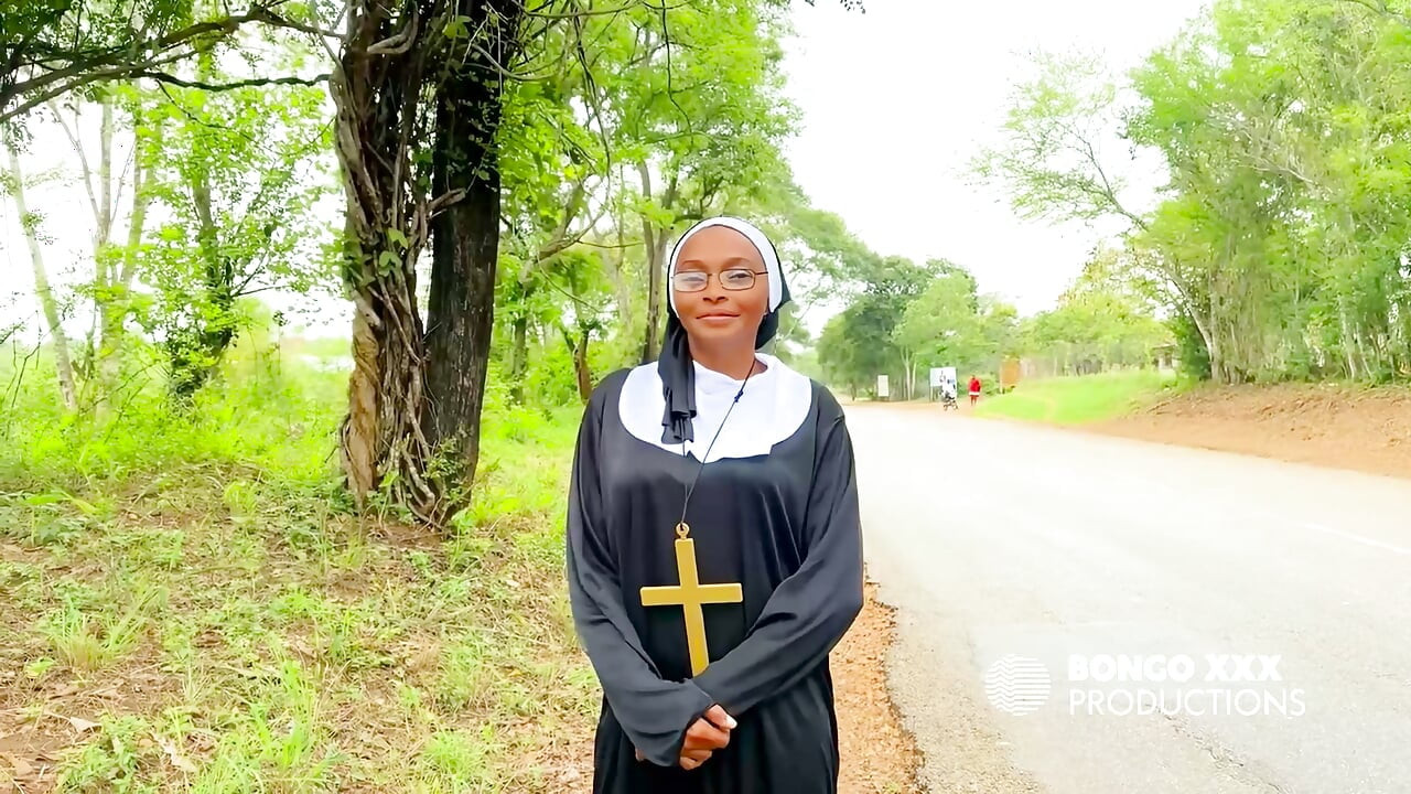 Me Follé a Esta Monja Cachonda, Aunque Todas Las Monjas Eran Vírgenes