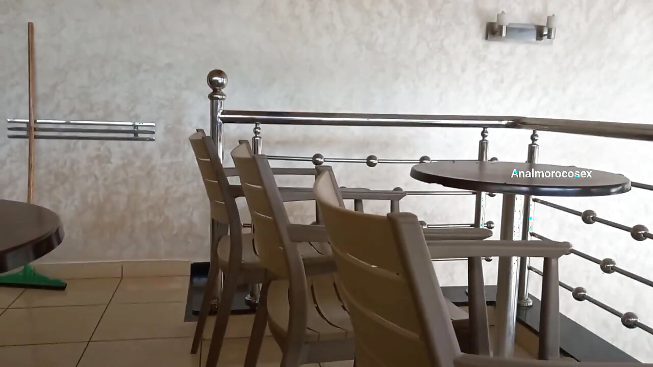 Jag Träffade En Tjej Av En Slump På Ett Café, Gick Hem Med Henne Och Vi Slutade Ha Sex.