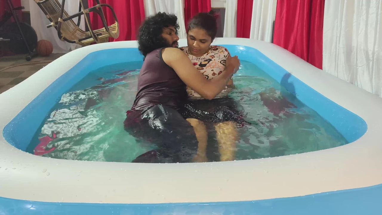 Mallu Couple Swimming Pool Fuck with Blow Job