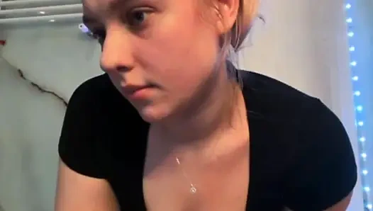 Jucielussie fingering tight anal and pink pussy