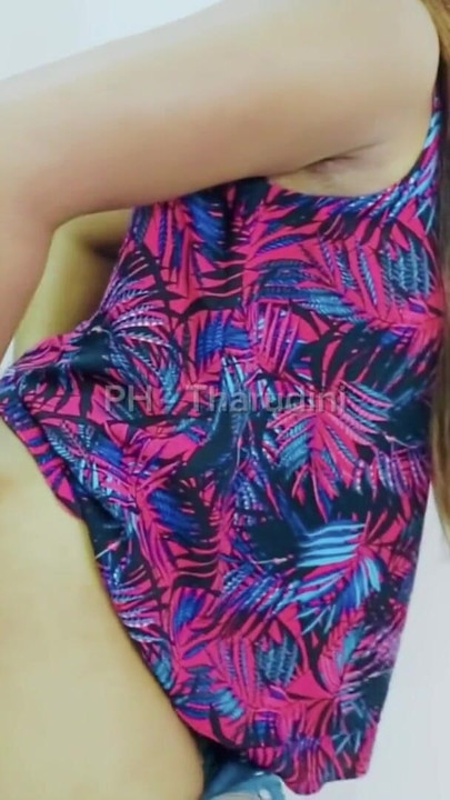 Memorable moment from "Sri lankan girl risky outdoor sex"