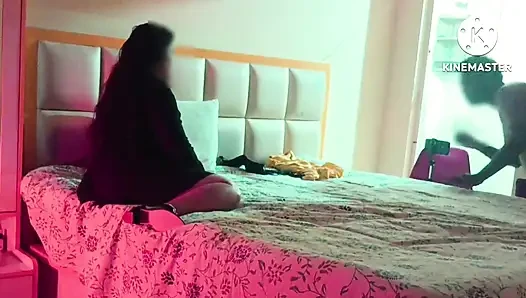 Muhteşem evli kadınlar eski erkek arkadaşıyla aldatıyor bölüm 1