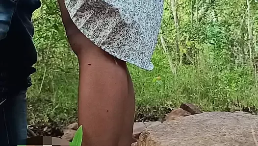 Desi Girlfriend Fucked Outdoor in Forest