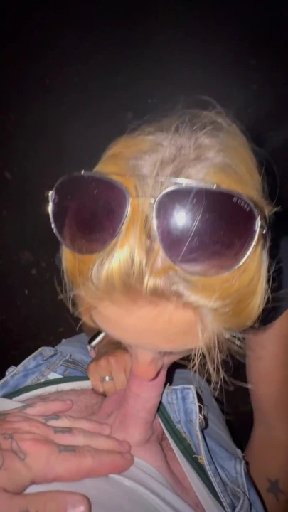 On Tour In A Secluded Parking Lot Outdoor Blowjob Neck Squirt Vibrator Orgasm | Clip 1