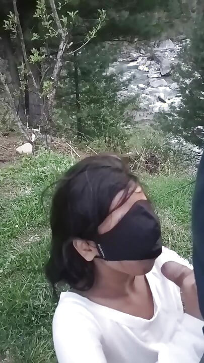 Part 2 - Desi outdoor sex with a stranger girl in the jungle.