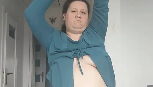 Belki sidik altın yağmuru ve striptiz eğlencesi