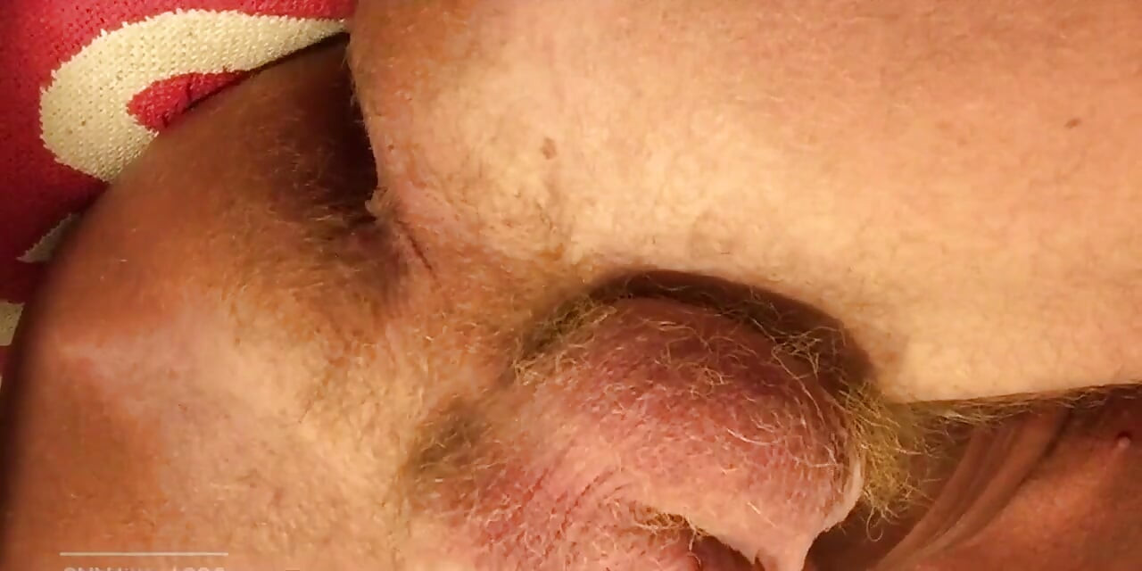 Afiando meu pau grande