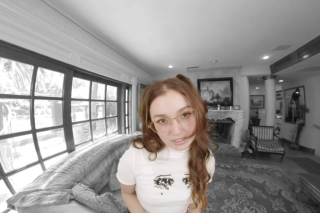 PassThroughVR 이론상 Leana Lovings는 너무 순수해 보이는 옆집 소녀라서 더러운 생각을 할 리가 없어