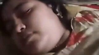 孟加拉性爱视频，色情明星，35