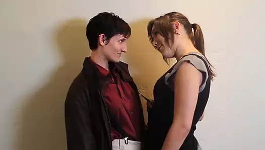 Sinn Sage и Laurel Norton - лесбиянки с коричневыми волосами