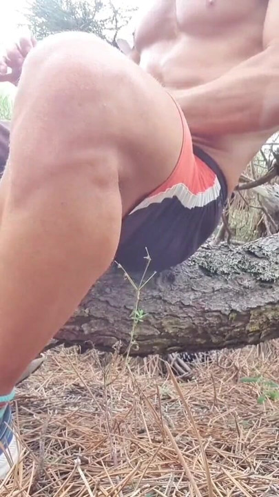 Hotsportfitboy büyük sert yarak mastürbasyon derlemesi | Klip 1