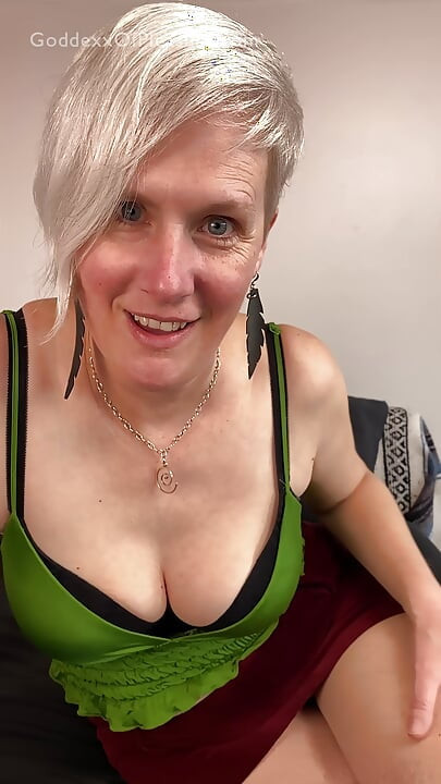 est Friend's Mom Gives Me A JOI To Get Back At Him - Hot MILF JOI