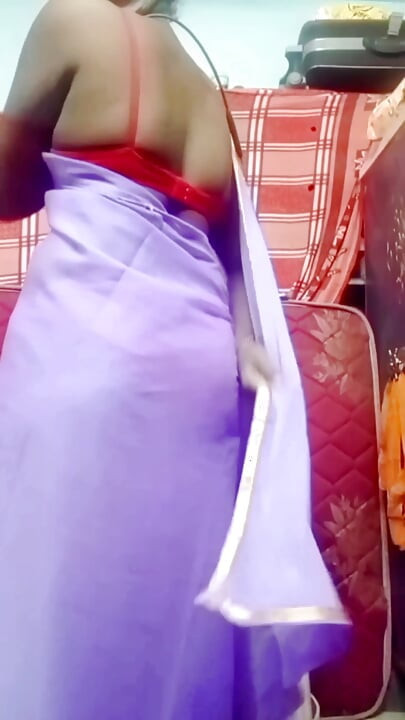 Desi Indian Tamil Wife Renu Nude Live Call Vibrator Tease Boobs Pussy Big Ass Spread Hot Voice! Renuraj