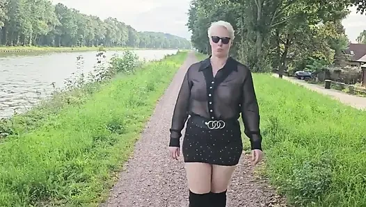 Fucked Myself with My Vibrator by the Mittelland Canal