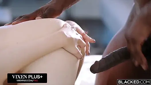 BLACKED эти две богатые жены жаждут большого черного члена каждый день