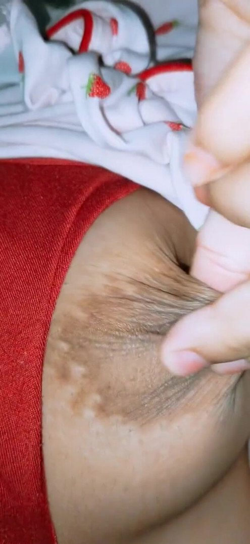 desi sexy girl pussy in fingering video | Clip 2