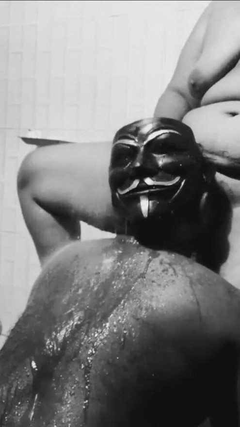 Husband sucks wife in the bathroom and wipes her pussy | Clip 2