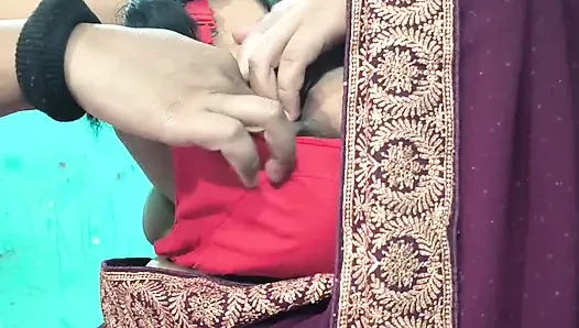 Gadis hot india dengan kain sprei ini lagi muasin pesonanya!