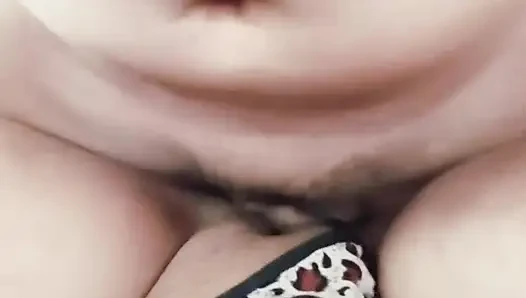 Gadis melayu nakal ini pertama kali dicrot di dalam