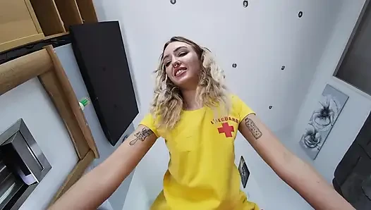 Kitty Marie - Facesitting Lifeguard