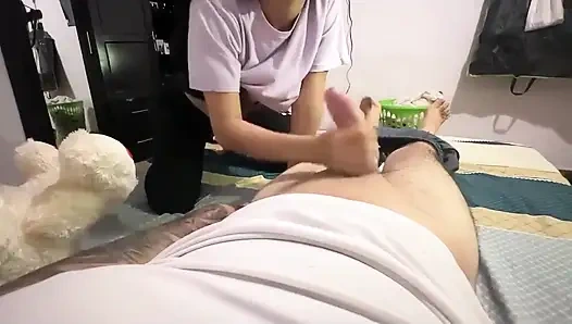 Horny Young Girl I Met on Tinder Swallows All My Cum