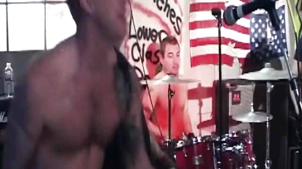 Mature Brunette MILF Drenched in Cum After Hard Pounding
