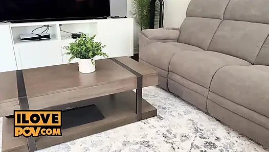 Aksi nakal hayleyxyz si asistant hayleyxyz yang lagi asik nyepong kontol sampai dicrot di muka