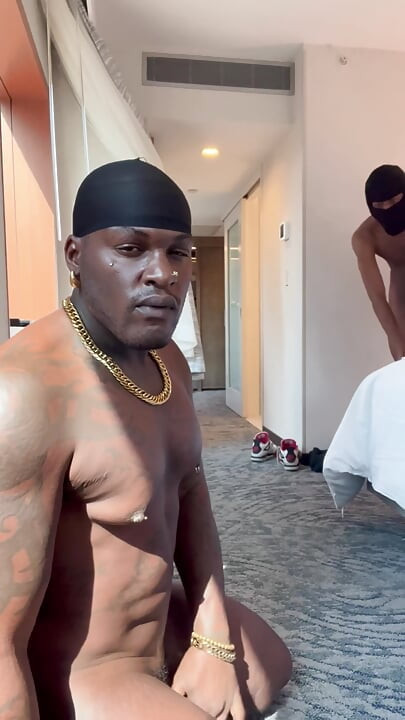 Dl Thug Breeds Stepdaddy Black