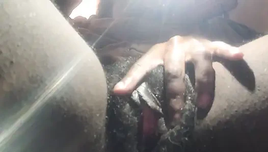 Tonton aku lagi masturbasi