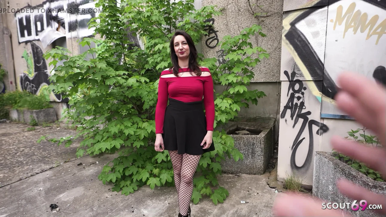 GERMAN SCOUT - German Cougar Ariel Rossi with Big Ass Pick Up for First Casting Fuck