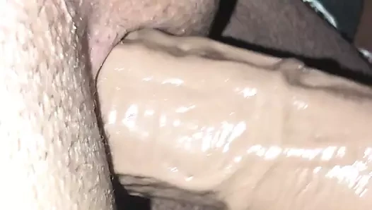 slut et gros gode