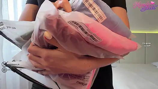 ASMR Big Ass Brunette Trying On New Gym Leggings
