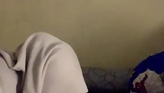 Sepong kontol kakak saat rumah sepi